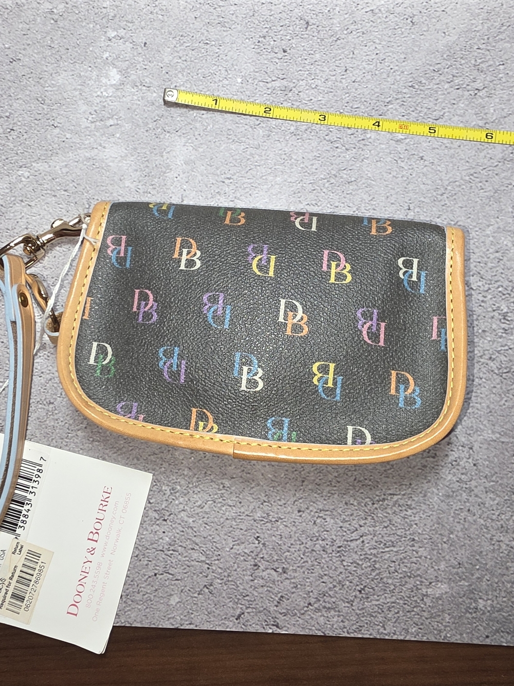 Vintage Dooney & Bourke Black Multicolor DB Wristlet with Tan Trim - Picture 4 of 10